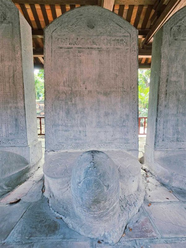 Văn bia tiến sĩ Nguyễn Tiến Tài, hậu huệ Nhà Lý tại Văn Miếu Quốc Tử Giám - Hà Nội